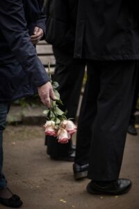 別れた彼氏と前向きに進むための方法は？